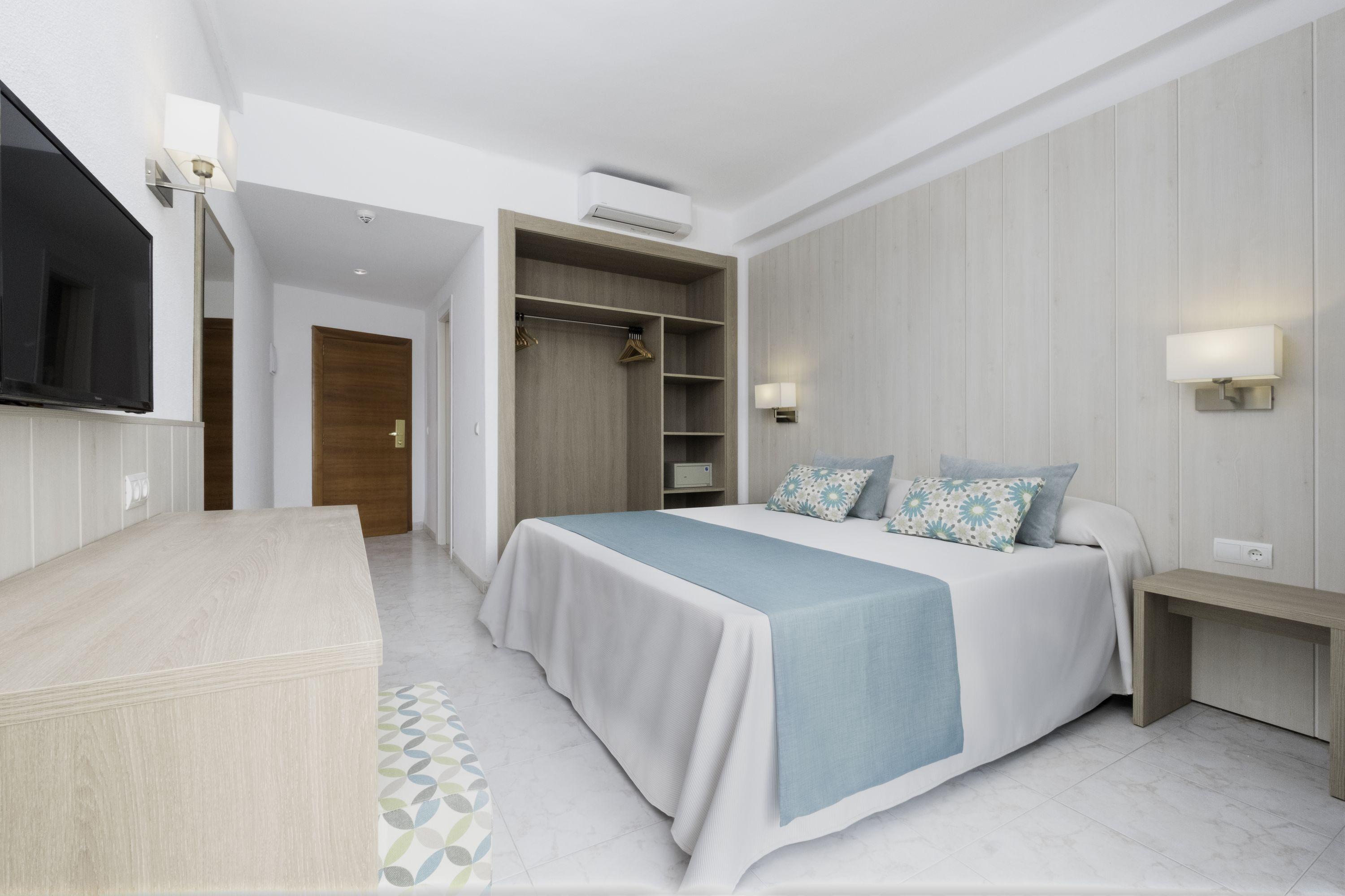 Azuline Hotel Palmanova Garden Bagian luar foto