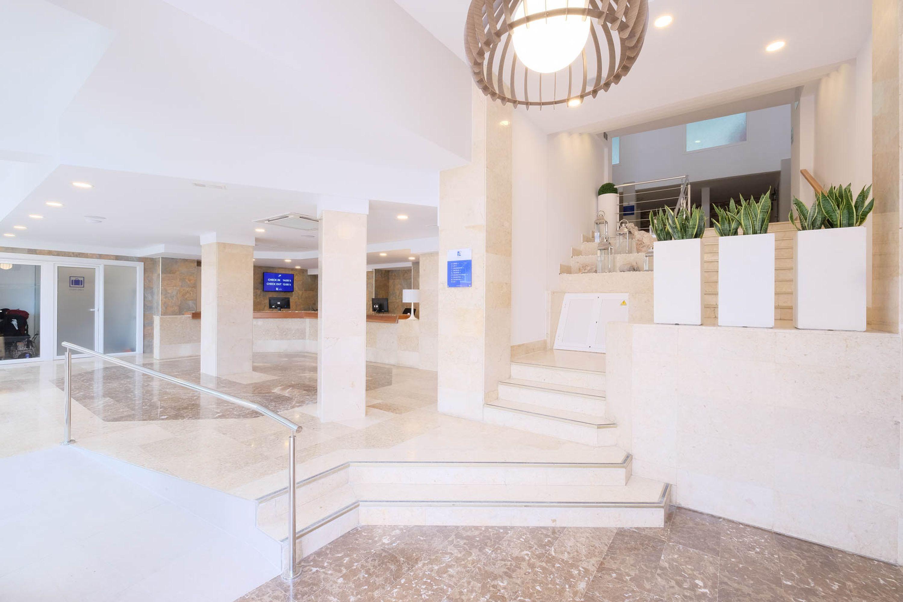 Azuline Hotel Palmanova Garden Bagian luar foto