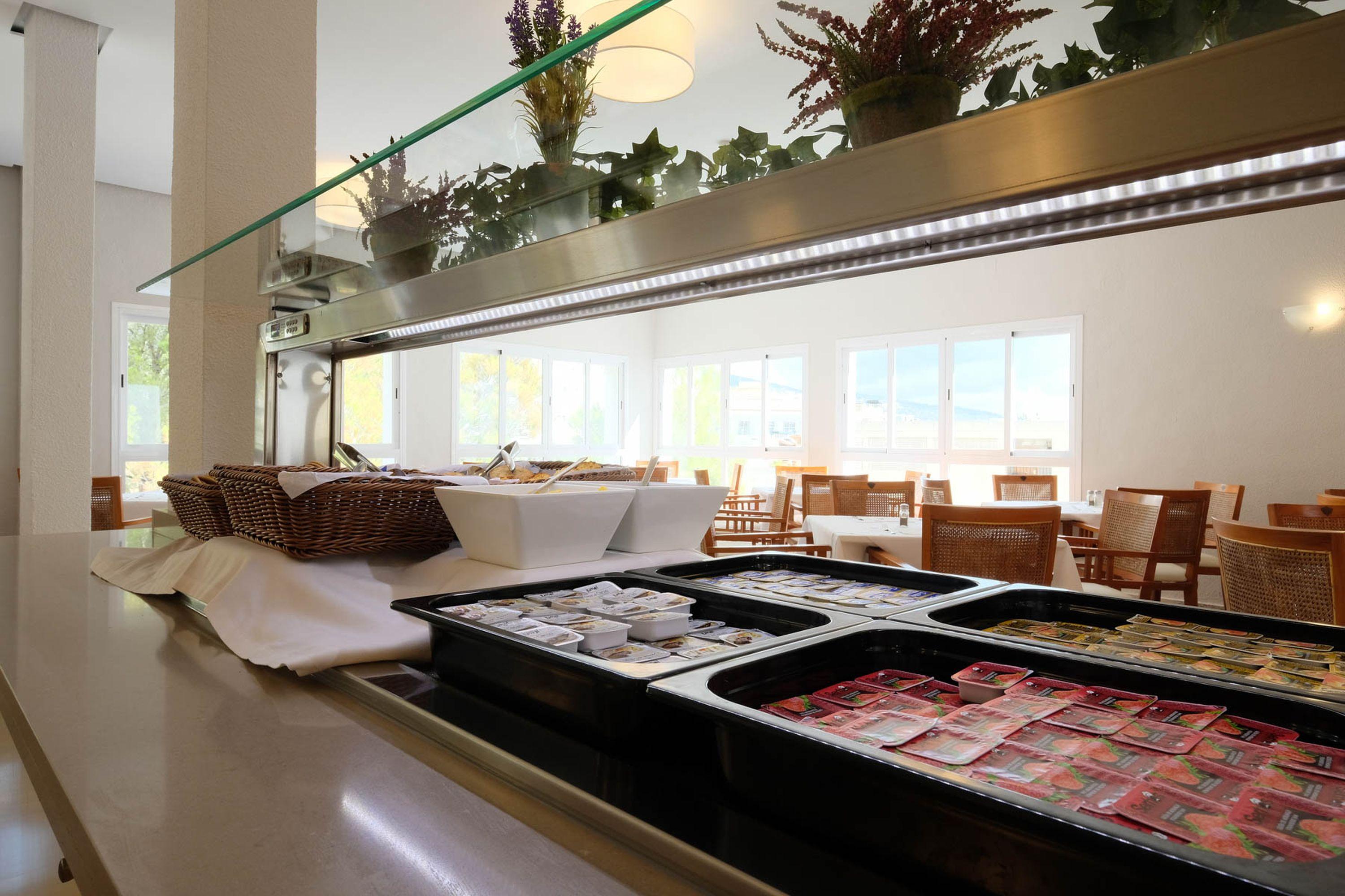 Azuline Hotel Palmanova Garden Bagian luar foto