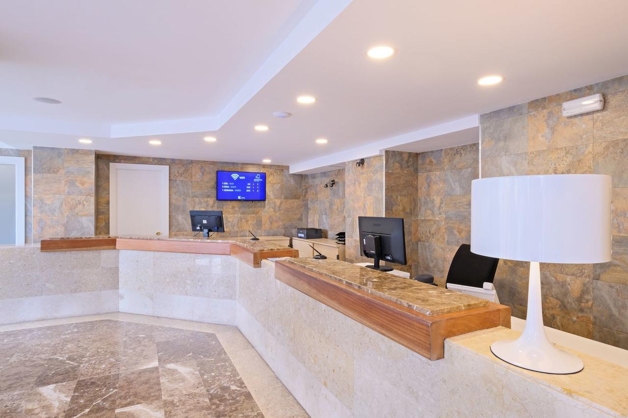 Azuline Hotel Palmanova Garden Bagian luar foto